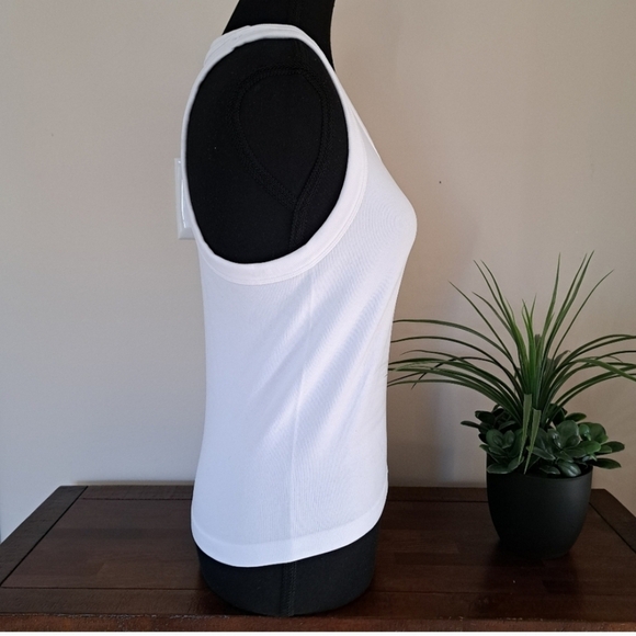 Reflex Set Of 3 Tanks Racer Back Ribbed Seamless Grey White Blue Size Medium - Picture 10 of 13